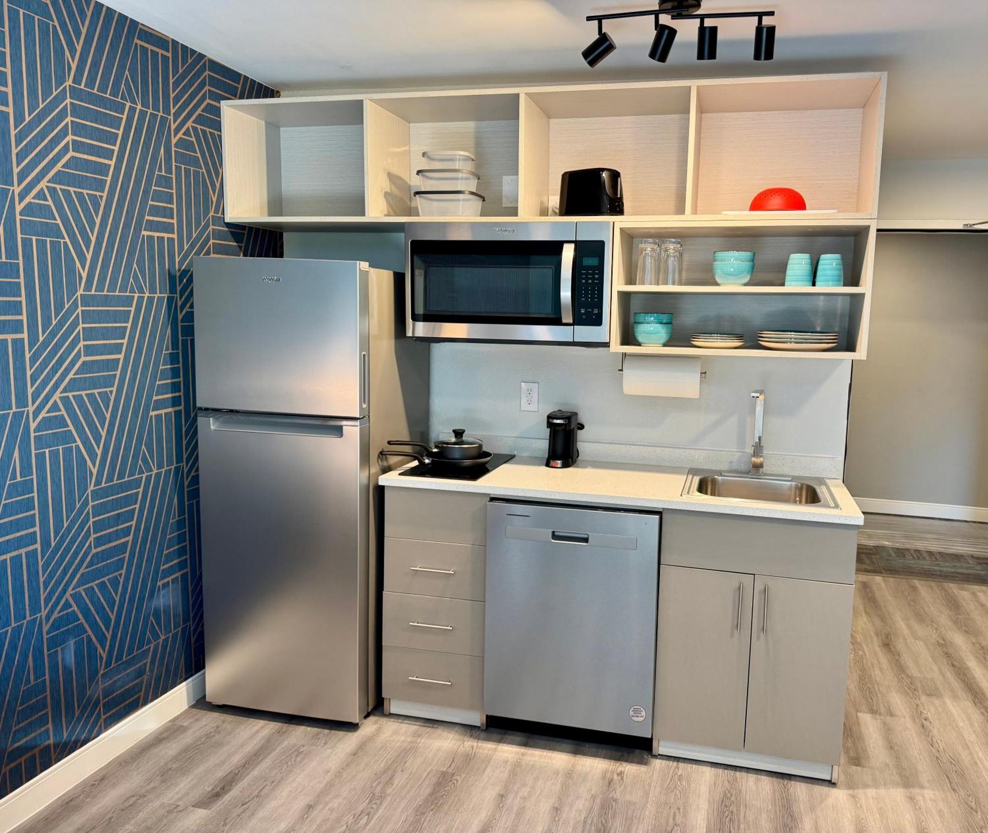 Mainstay Suites Columbus North - Worthington Экстерьер фото