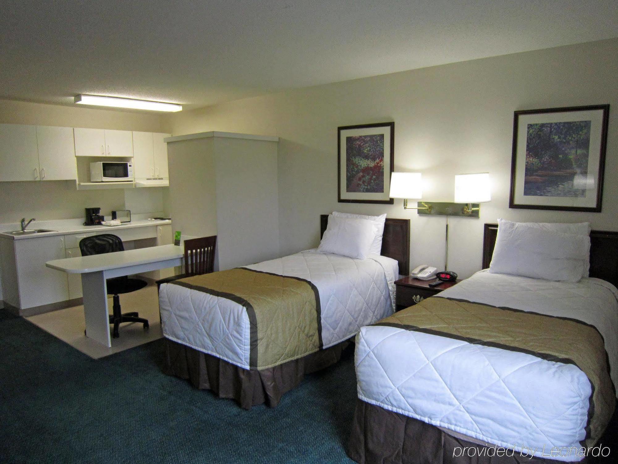 Mainstay Suites Columbus North - Worthington Экстерьер фото